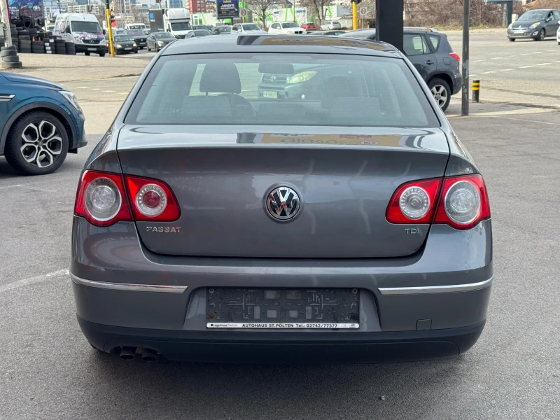 VW Passat, снимка 6 - Автомобили и джипове - 53541616
