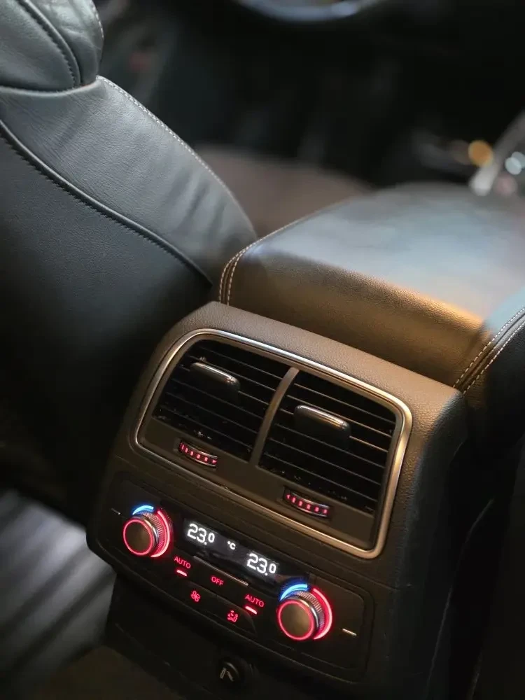 Audi A6 3.0TDI S-line, снимка 12 - Автомобили и джипове - 52597294