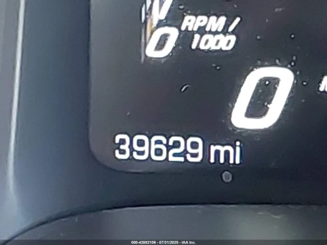 Chevrolet Corvette ПОДГРЕВ* КАМЕРА* КЕЙЛЕС* LANE* ASSIST, снимка 15 - Автомобили и джипове - 53624336