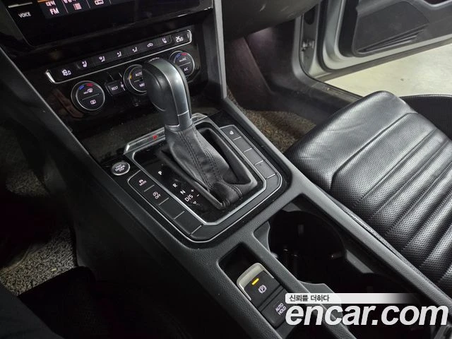 VW Passat, снимка 9 - Автомобили и джипове - 56081416