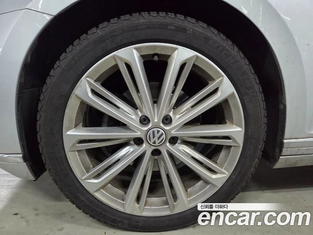 VW Passat, снимка 5 - Автомобили и джипове - 56081416