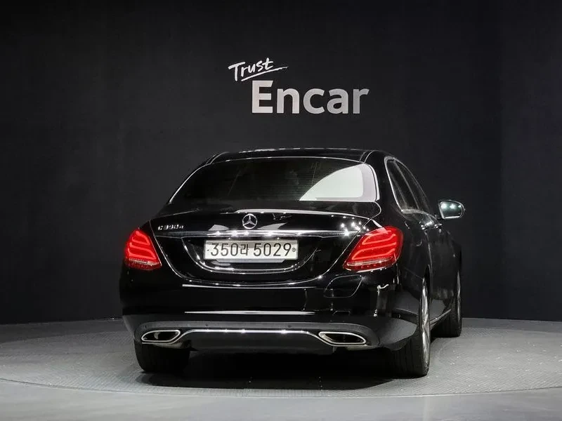 Mercedes-Benz C 350 E, снимка 7 - Автомобили и джипове - 56514631