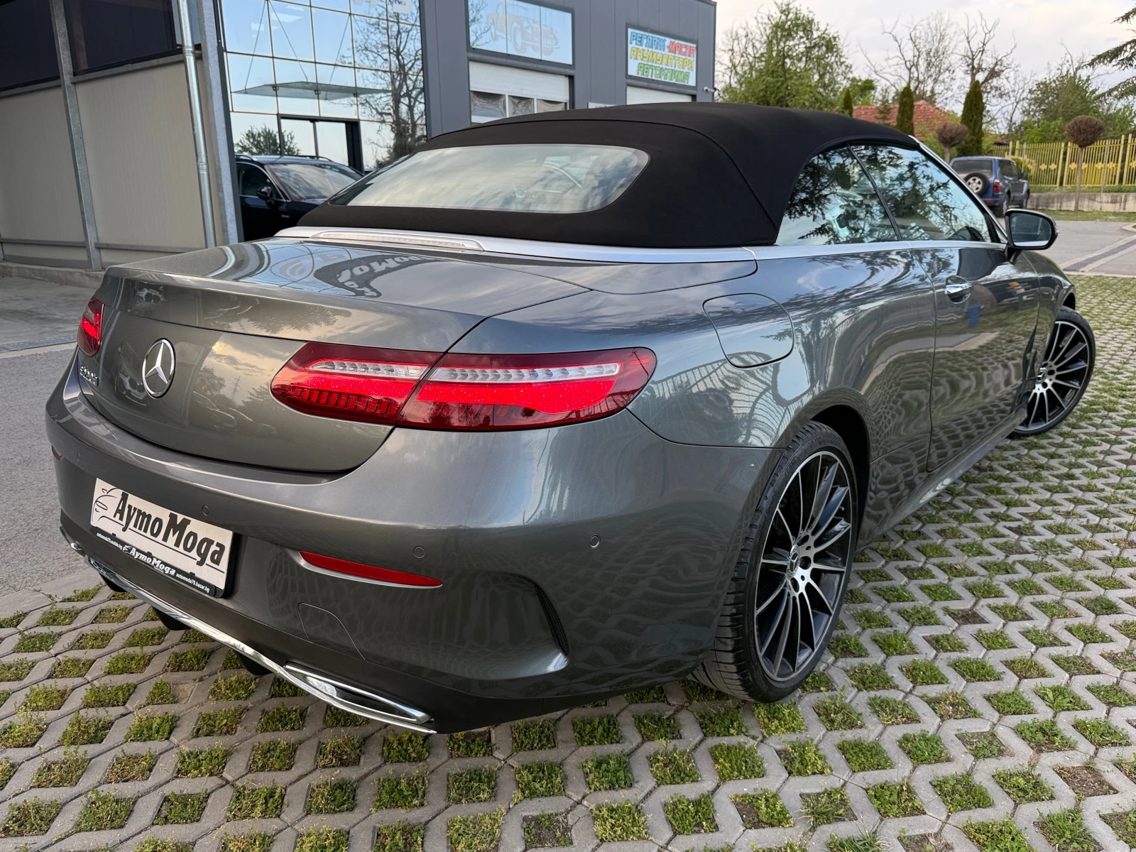 Mercedes-Benz E 220 CABRIO...AMG... - изображение 4