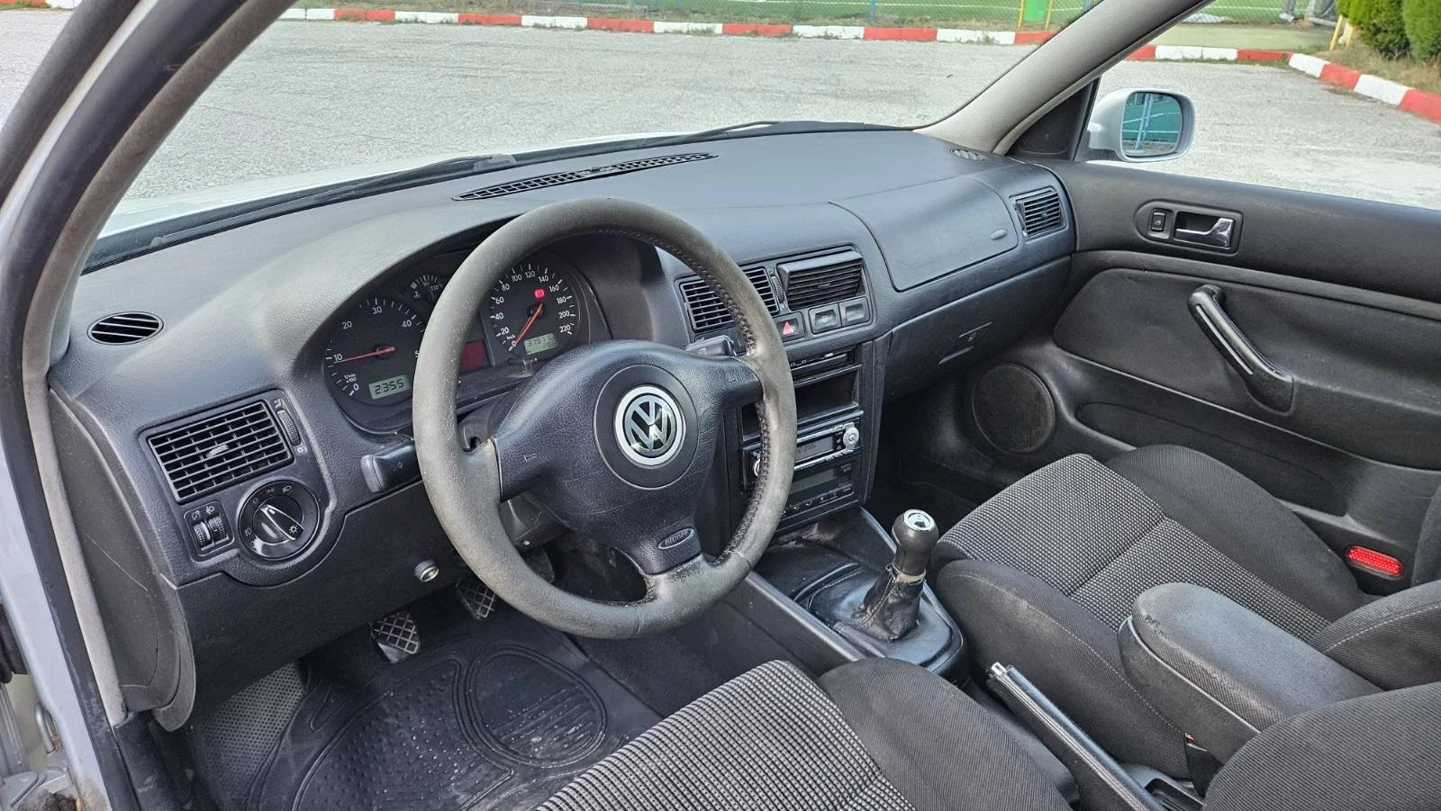 VW Golf  - изображение 9