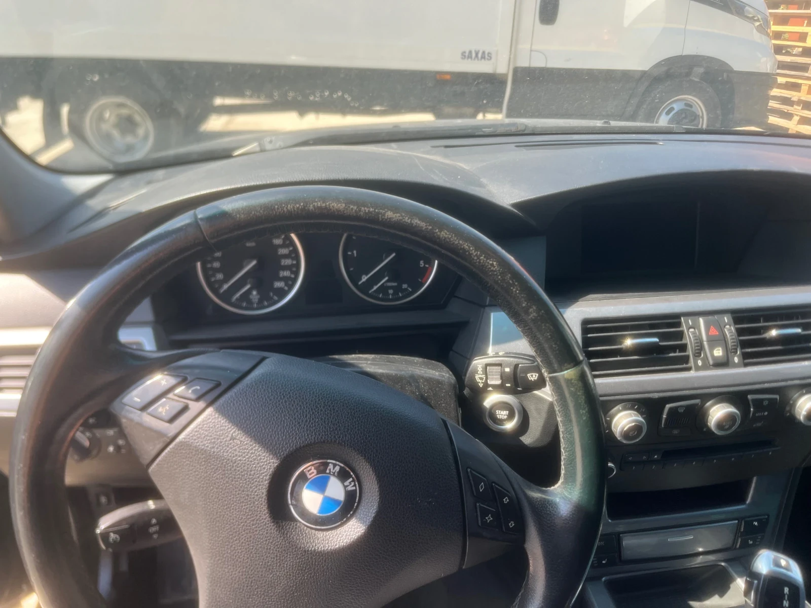 BMW 525 D, снимка 11 - Автомобили и джипове - 53168777