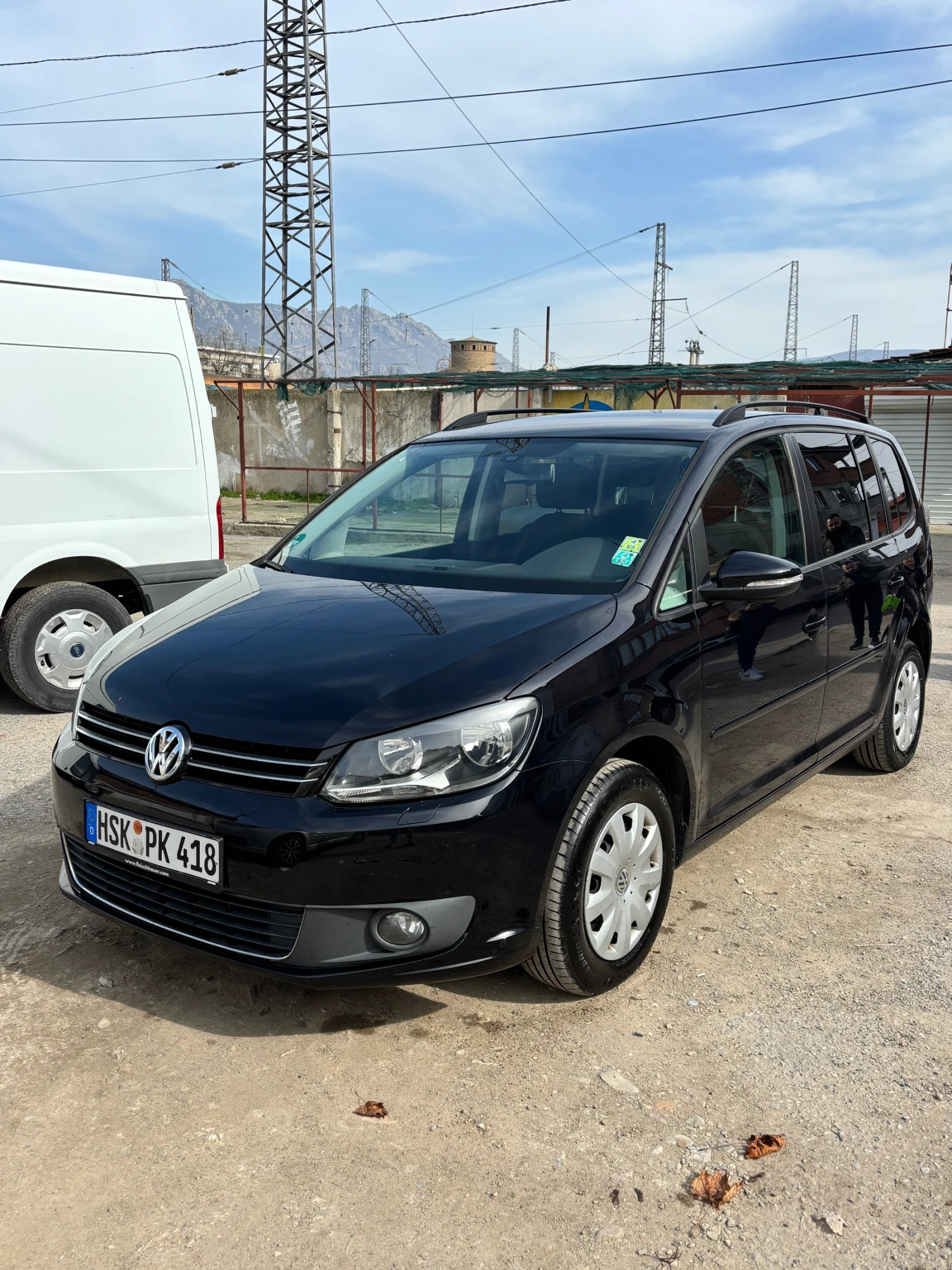 VW Touran 4800