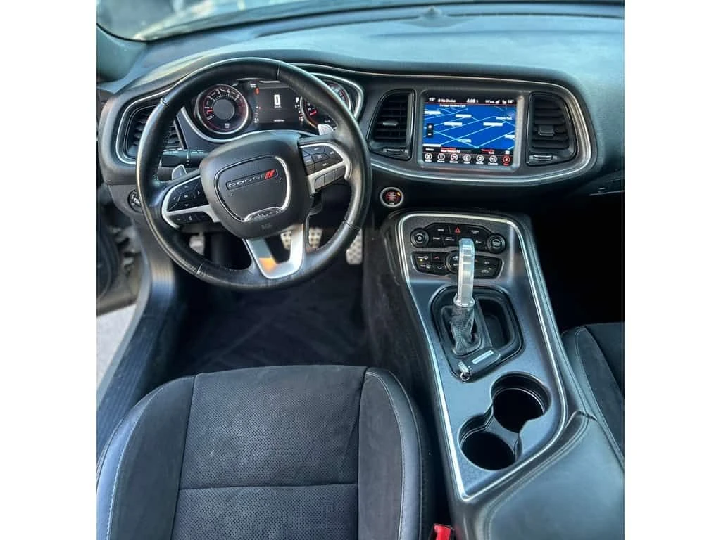 Dodge Challenger * 2dr Cpe Scat Pack * CARFAX * ЦЕНА ДО БГ, снимка 12 - Автомобили и джипове - 53814779