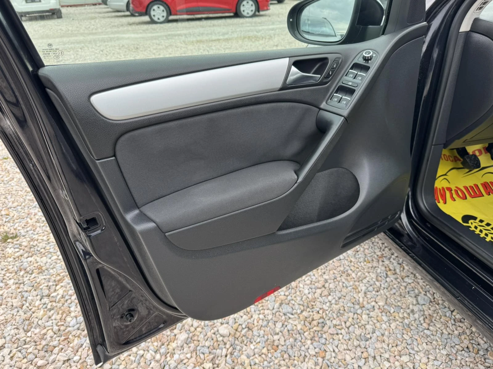 VW Golf 2.0TDI, снимка 11 - Автомобили и джипове - 53903432