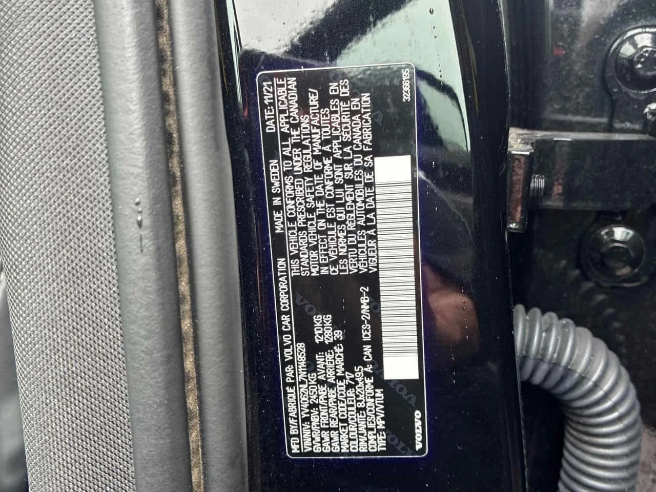 Volvo V90 Cross Country B6 AWD  CARFAX, снимка 10 - Автомобили и джипове - 54224983