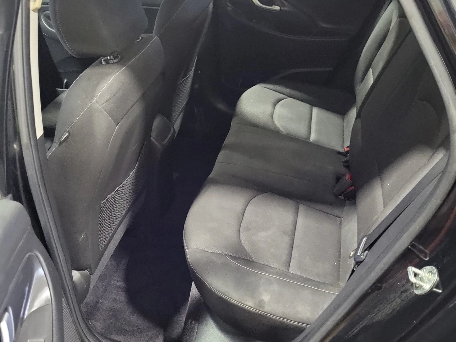 Hyundai Elantra 2L 4cyl Front Wheel Drive | Mobile.bg � ����������� 12