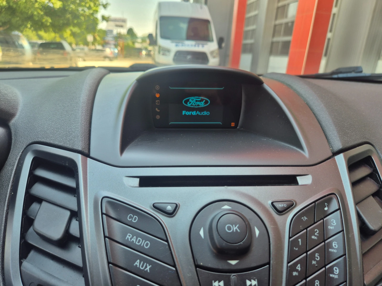 Ford Fiesta 1.4i 7596k.s.GAS, снимка 15 - Автомобили и джипове - 55331971