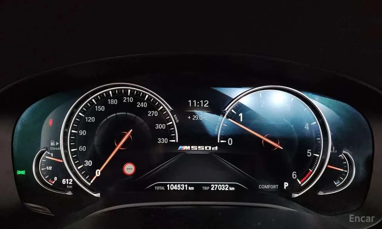 BMW 530 * 530d M Sport Plus * ЦЕНА ДО БГ, снимка 8 - Автомобили и джипове - 55572271