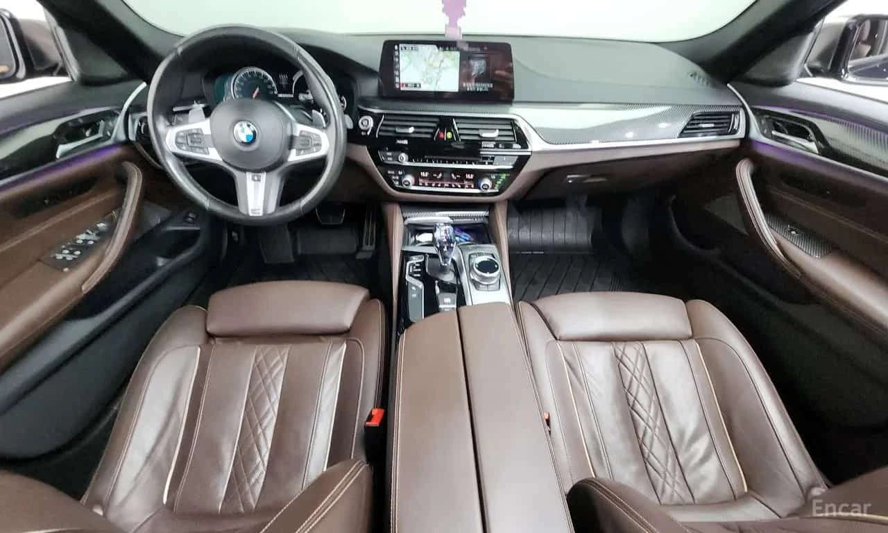 BMW 530 * 530d M Sport Plus * ЦЕНА ДО БГ, снимка 7 - Автомобили и джипове - 55572271