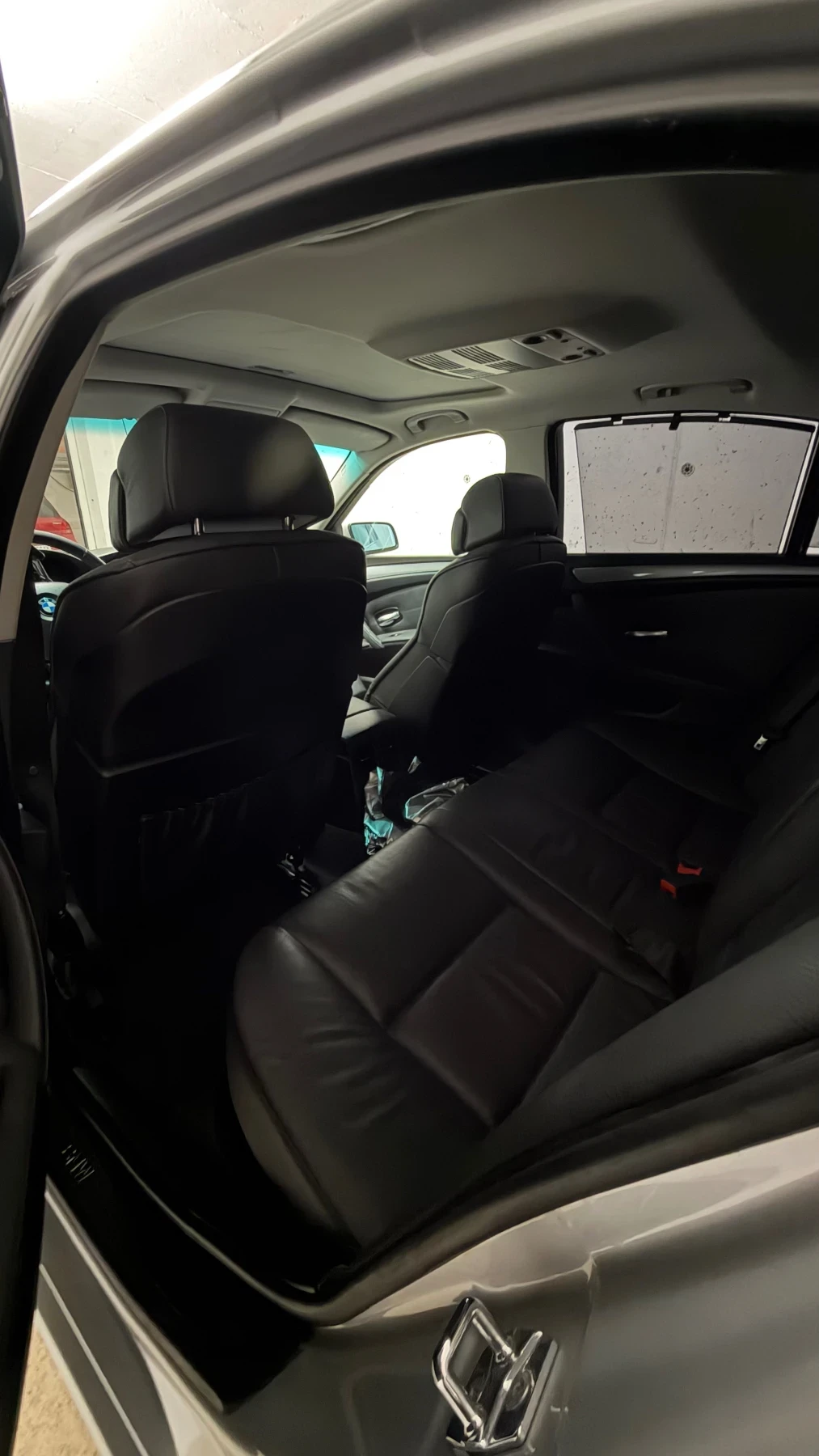 BMW 525 LCI, комфортен достъп, CarPlay/Android Auto, снимка 8 - Автомобили и джипове - 55587539