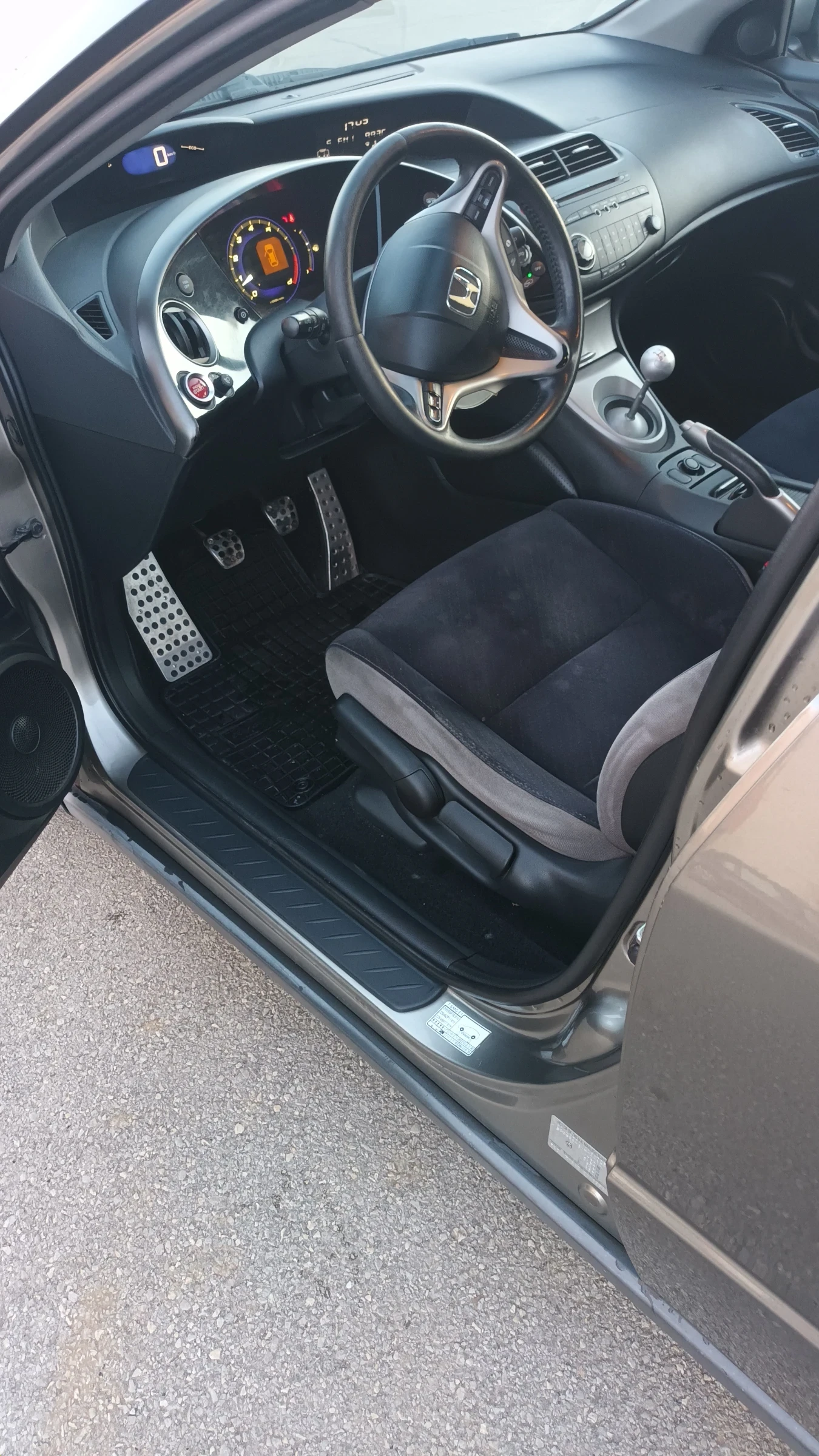 Honda Civic Хечбек, снимка 10 - Автомобили и джипове - 55722428