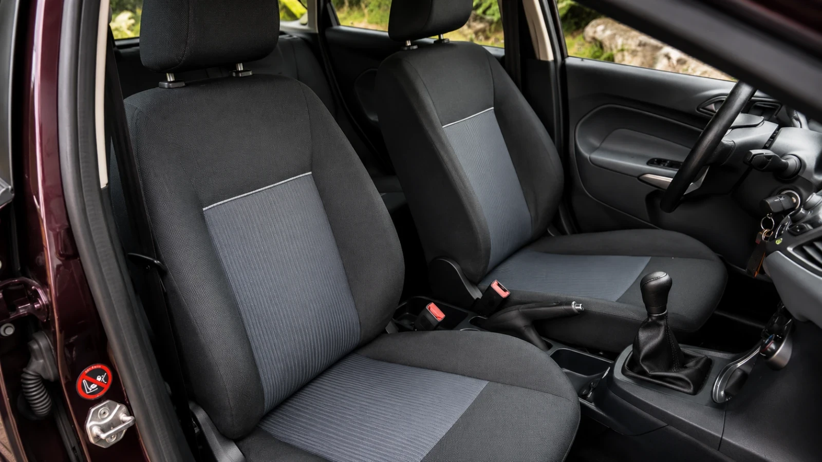 Ford Fiesta 1.4 , 98hp , Euro4, Фабрична Газ, снимка 9 - Автомобили и джипове - 55796685