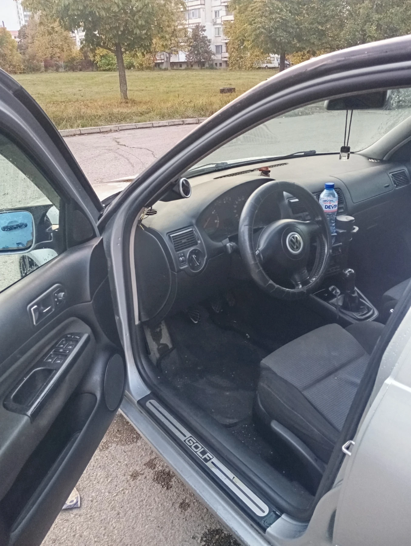 VW Golf, снимка 7 - Автомобили и джипове - 56545785