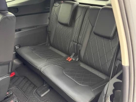 VW Atlas * * CARFAX * *   * *  | Mobile.bg    10