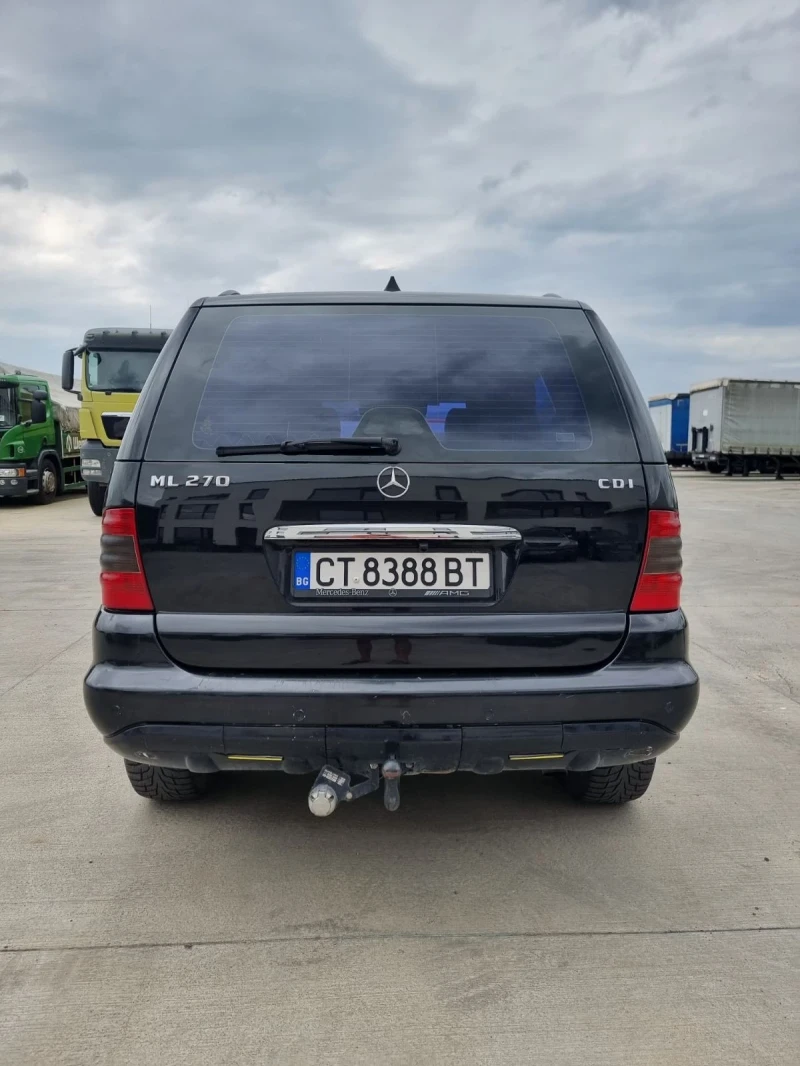 Mercedes-Benz ML 270, снимка 13 - Автомобили и джипове - 47142347