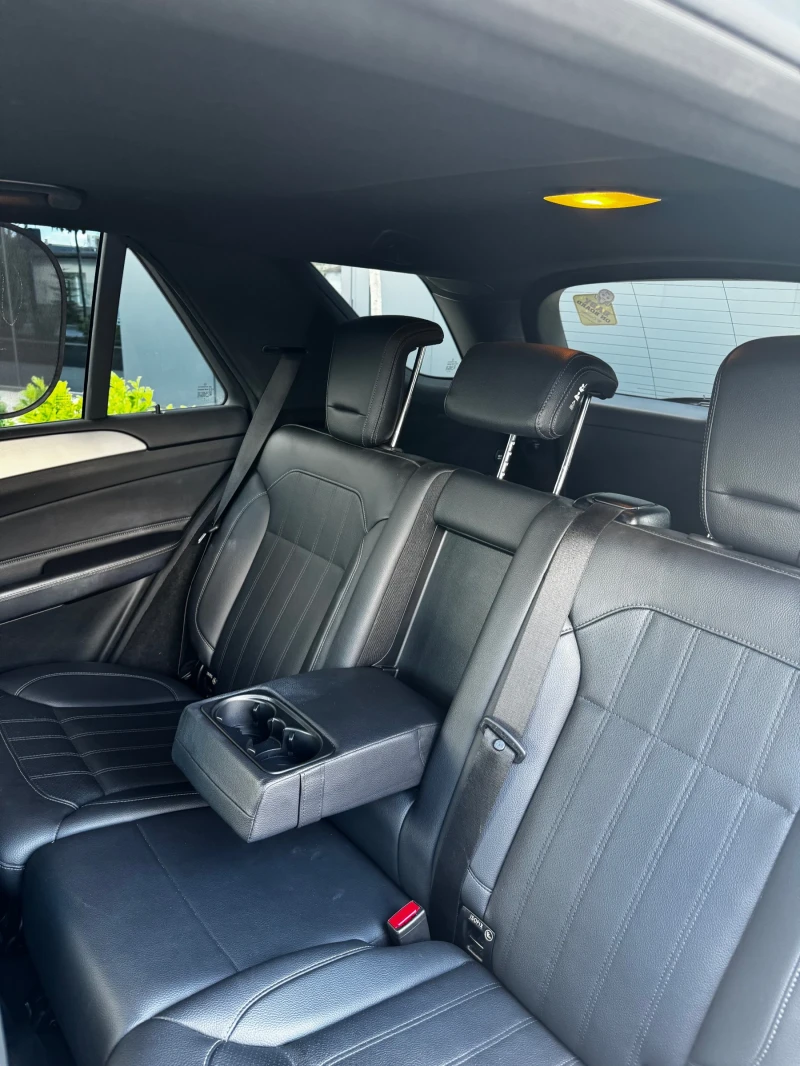 Mercedes-Benz GLE 350 4Matic AMG * ТОП СЪСТОЯНИЕ* , снимка 9 - Автомобили и джипове - 50332825