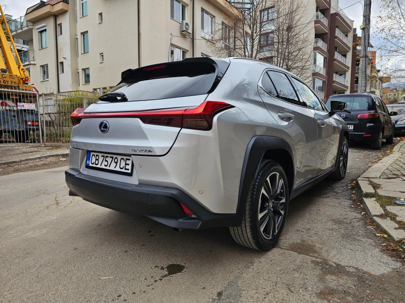 Lexus UX 250h Head-up, Обдухване, 360 камера, снимка 7 - Автомобили и джипове - 48330753