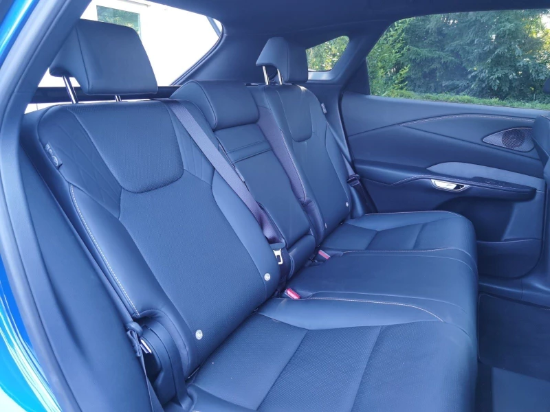 Lexus RX 450h * E-FOUR* FSPORT* DESIGN* PANO* DISTR* , снимка 12 - Автомобили и джипове - 50189352