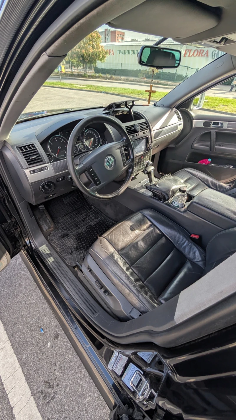 VW Touareg King Kong, снимка 8 - Автомобили и джипове - 51996109