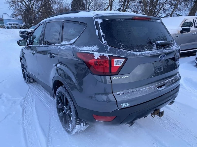 Ford Escape * Titanium * CARFAX * ЦЕНА ДО БГ, снимка 5 - Автомобили и джипове - 53430539