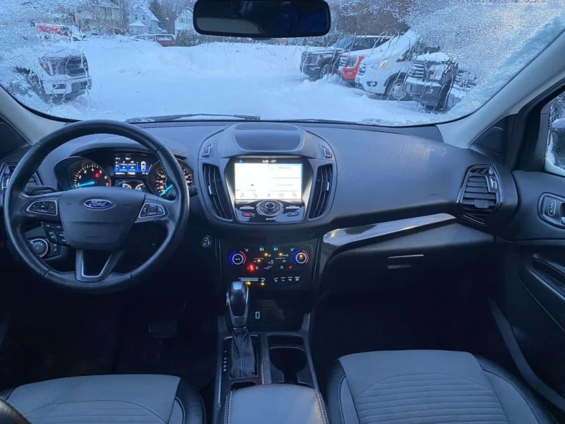 Ford Escape * Titanium * CARFAX * ЦЕНА ДО БГ, снимка 15 - Автомобили и джипове - 53430539