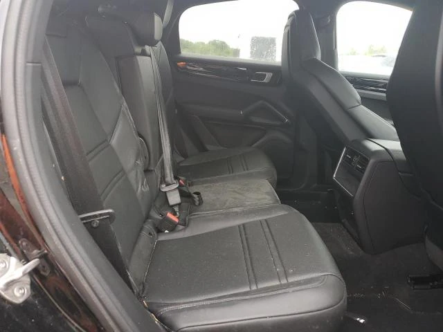 Porsche Cayenne 3.0L 6 ALL WHEEL DRIVE, снимка 11 - Автомобили и джипове - 53680916
