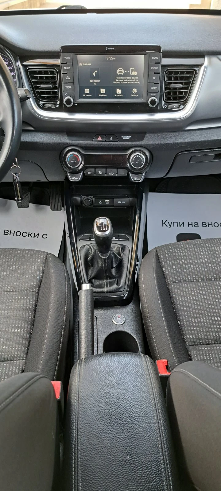 Kia Stonic 1.4 i 100kc GPL Нова, Нави, камера, EURO 6, снимка 13 - Автомобили и джипове - 53816897