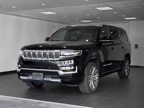 Jeep Grand Wagoneer 6.4 V8 * AWD * CARFAX * , снимка 7 - Автомобили и джипове - 54894595