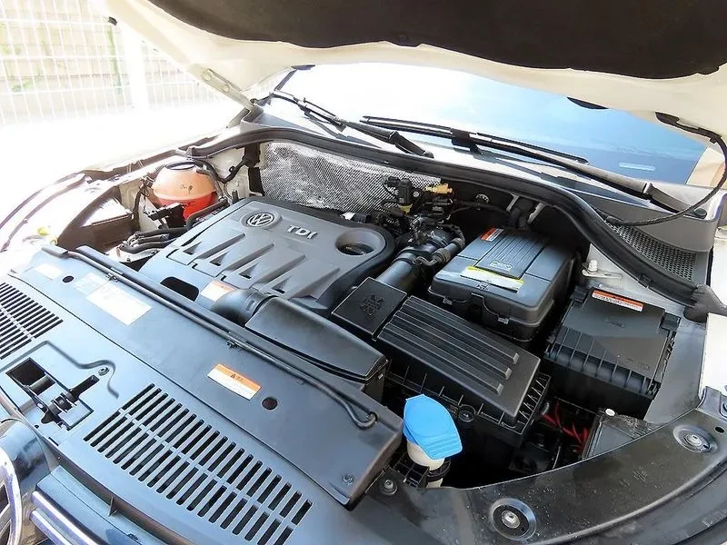 VW Tiguan 2.0 Tdi Comfort, снимка 6 - Автомобили и джипове - 55748566