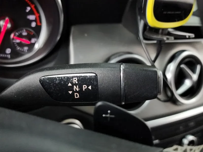Mercedes-Benz GLA 220 X156, снимка 9 - Автомобили и джипове - 56225218