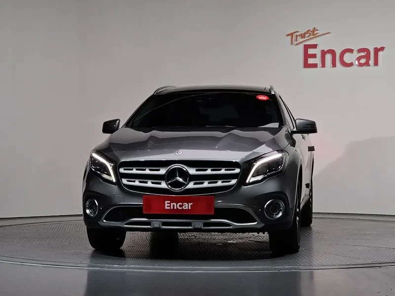 Mercedes-Benz GLA 220 X156, снимка 3 - Автомобили и джипове - 56225218
