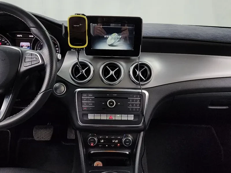 Mercedes-Benz GLA 220 X156, снимка 14 - Автомобили и джипове - 56225218