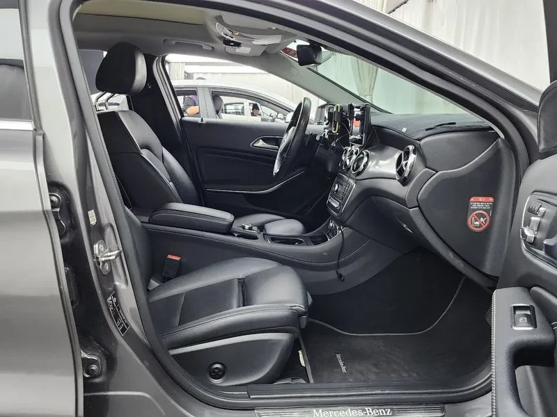 Mercedes-Benz GLA 220 X156, снимка 11 - Автомобили и джипове - 56225218