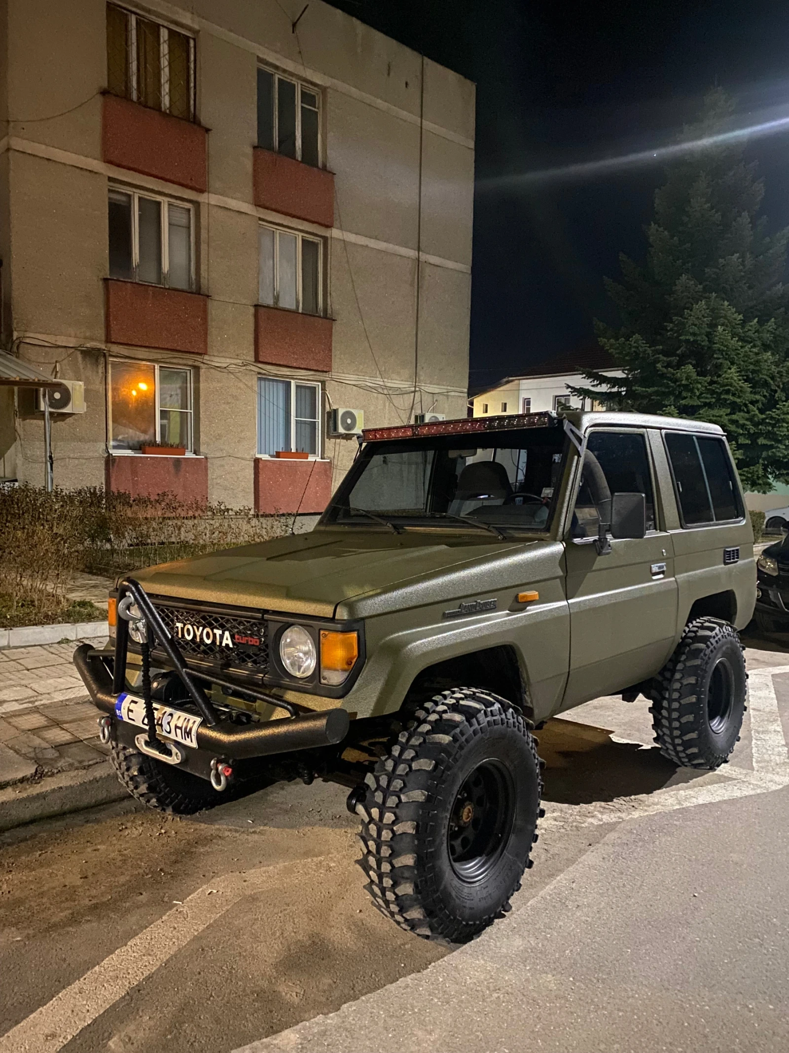 Toyota Land cruiser  - изображение 4