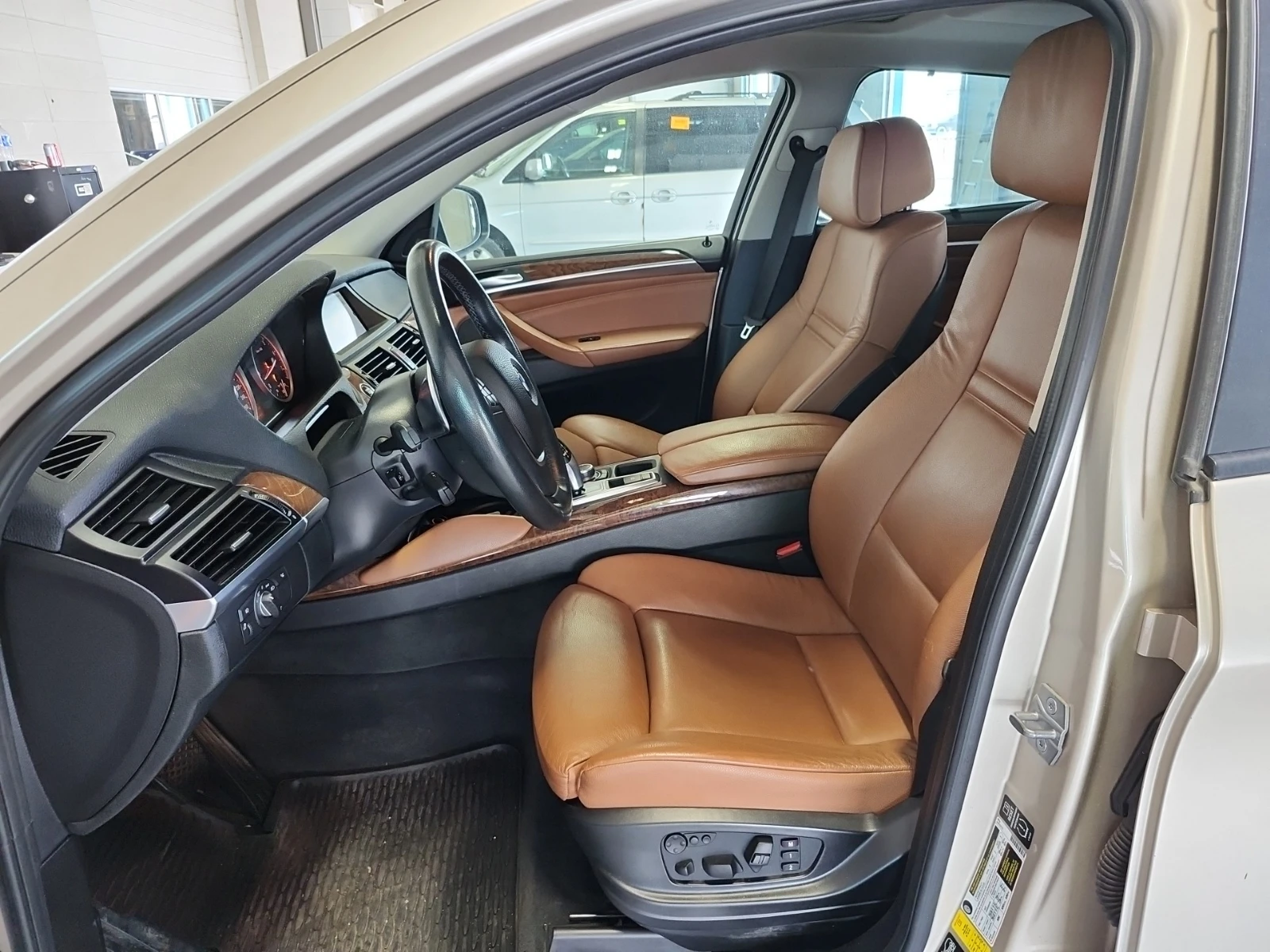 BMW X6 * XDRIVE35I * CARFAX * БЕЗ ПЪРВОНАЧАЛНА ВНОСКА - изображение 5