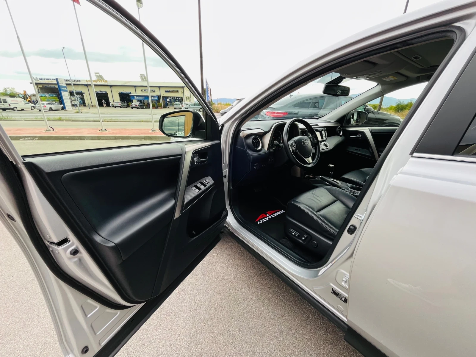Toyota Rav4 2.0I-151к.с.;АВТОМАТ;4X4;NAVI;КАМЕРА;Keyless;ЛЮК - изображение 5