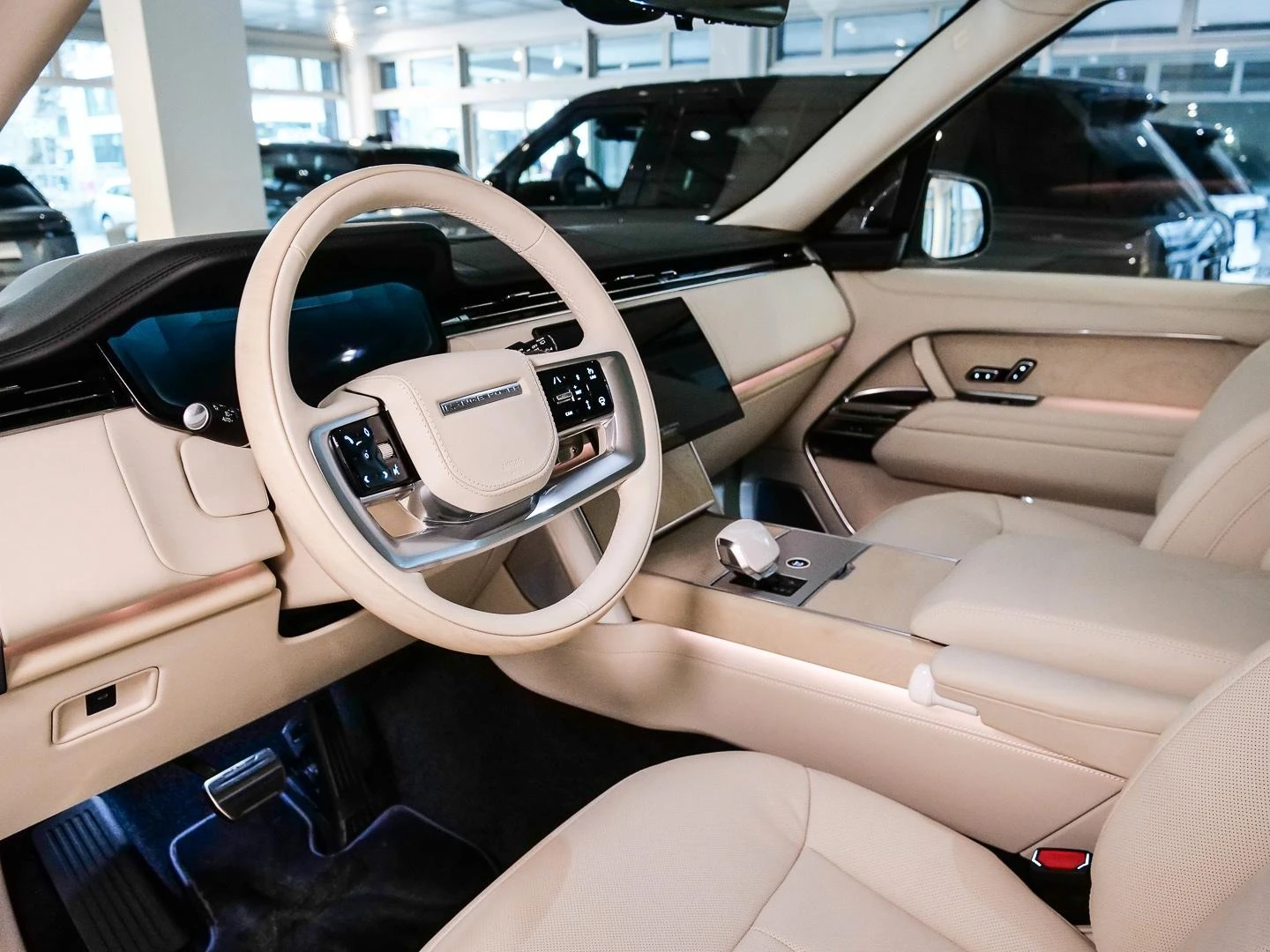 Land Rover Range rover P615 SV AUTOBIOGRAPHY/LONG/PANO/MERIDIAN/HEADUP/TV | Mobile.bg   11