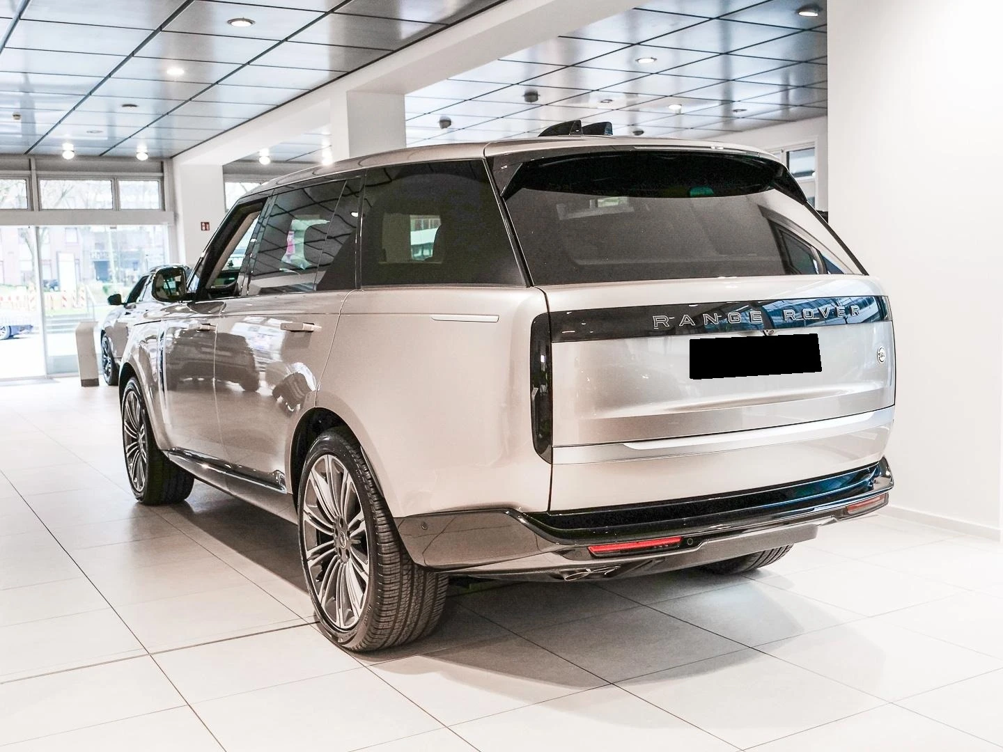 Land Rover Range rover P615 SV AUTOBIOGRAPHY/LONG/PANO/MERIDIAN/HEADUP/TV - изображение 4