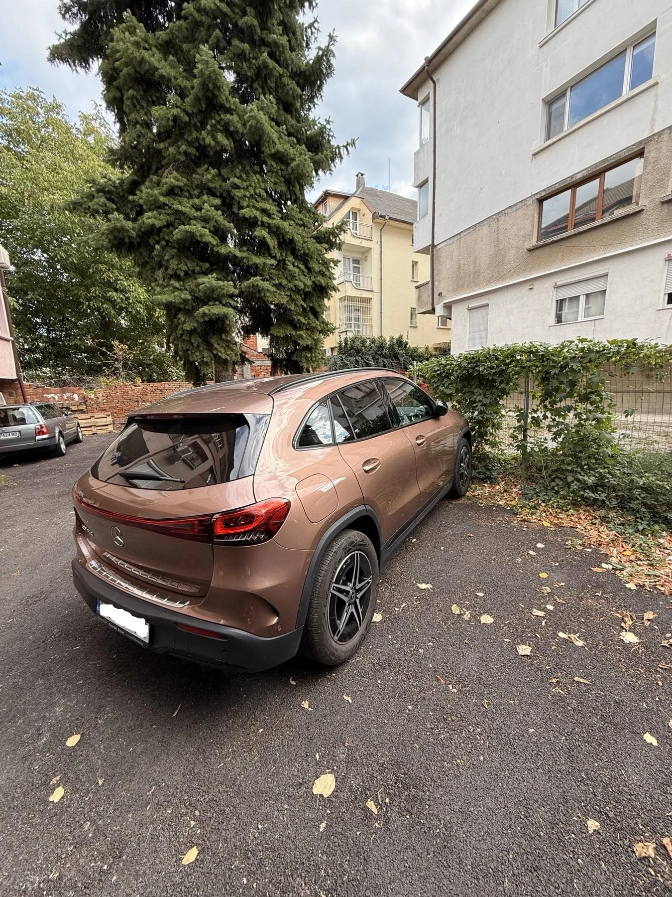 Mercedes-Benz EQA 250 / AMG Line / Advanced /FACELIFT/NIGHT/ Гаранци - изображение 3