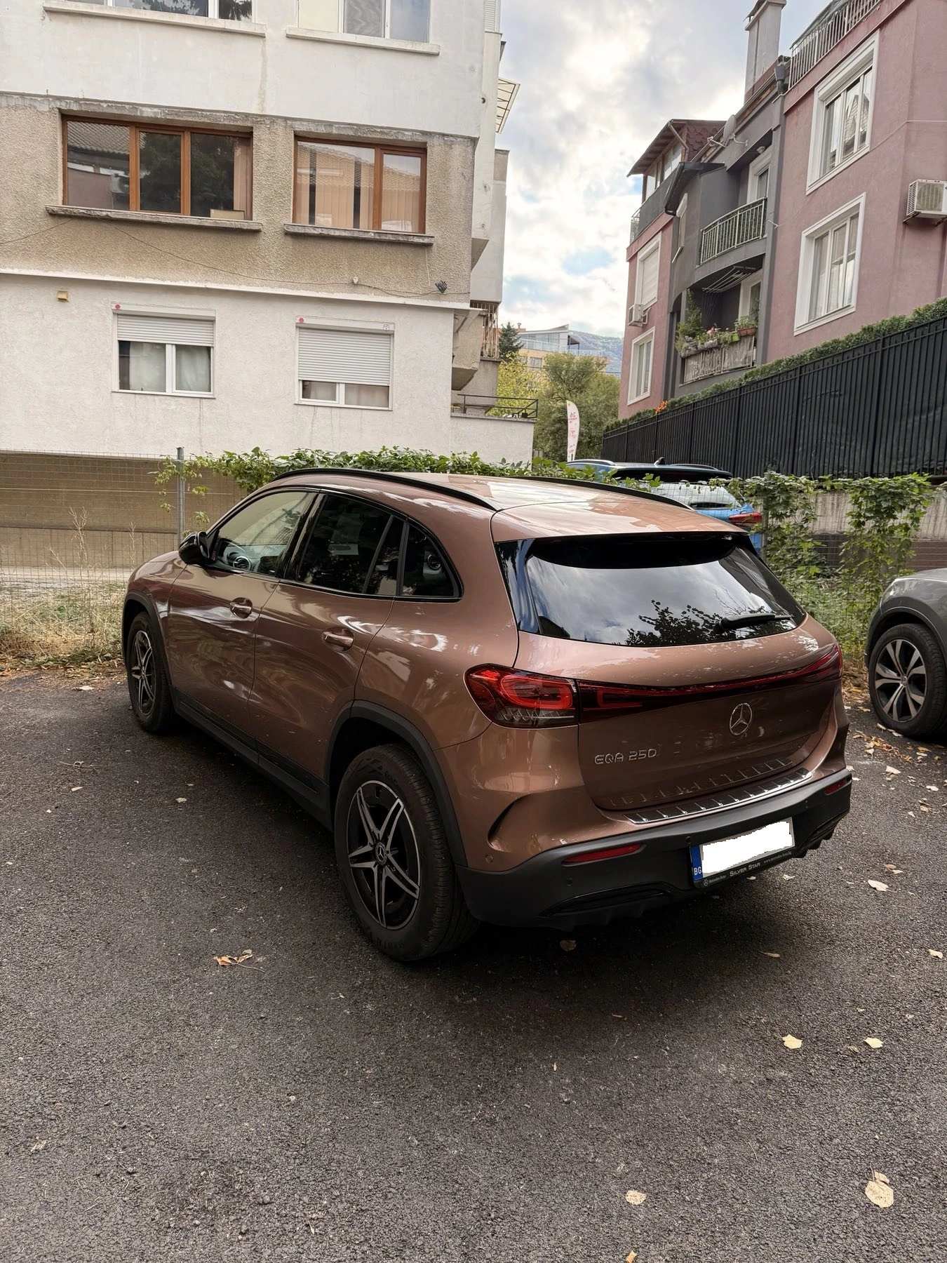 Mercedes-Benz EQA 250 / AMG Line / Advanced /FACELIFT/NIGHT/ Гаранци - изображение 4