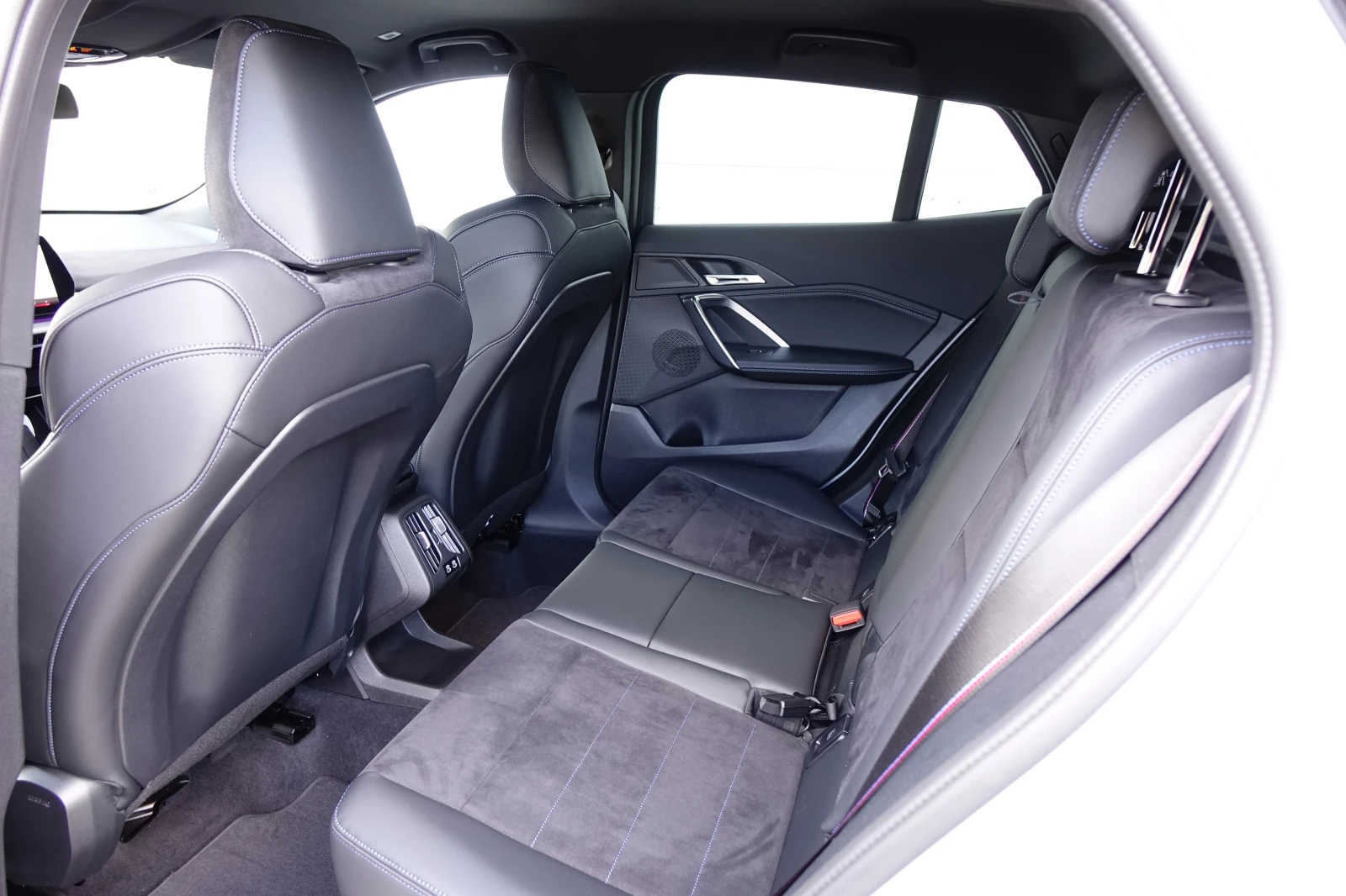 BMW X2 M SPORT PRO* INDIVIDUAL* XDRIVE* LED LIGHTS* 360*  | Mobile.bg   16