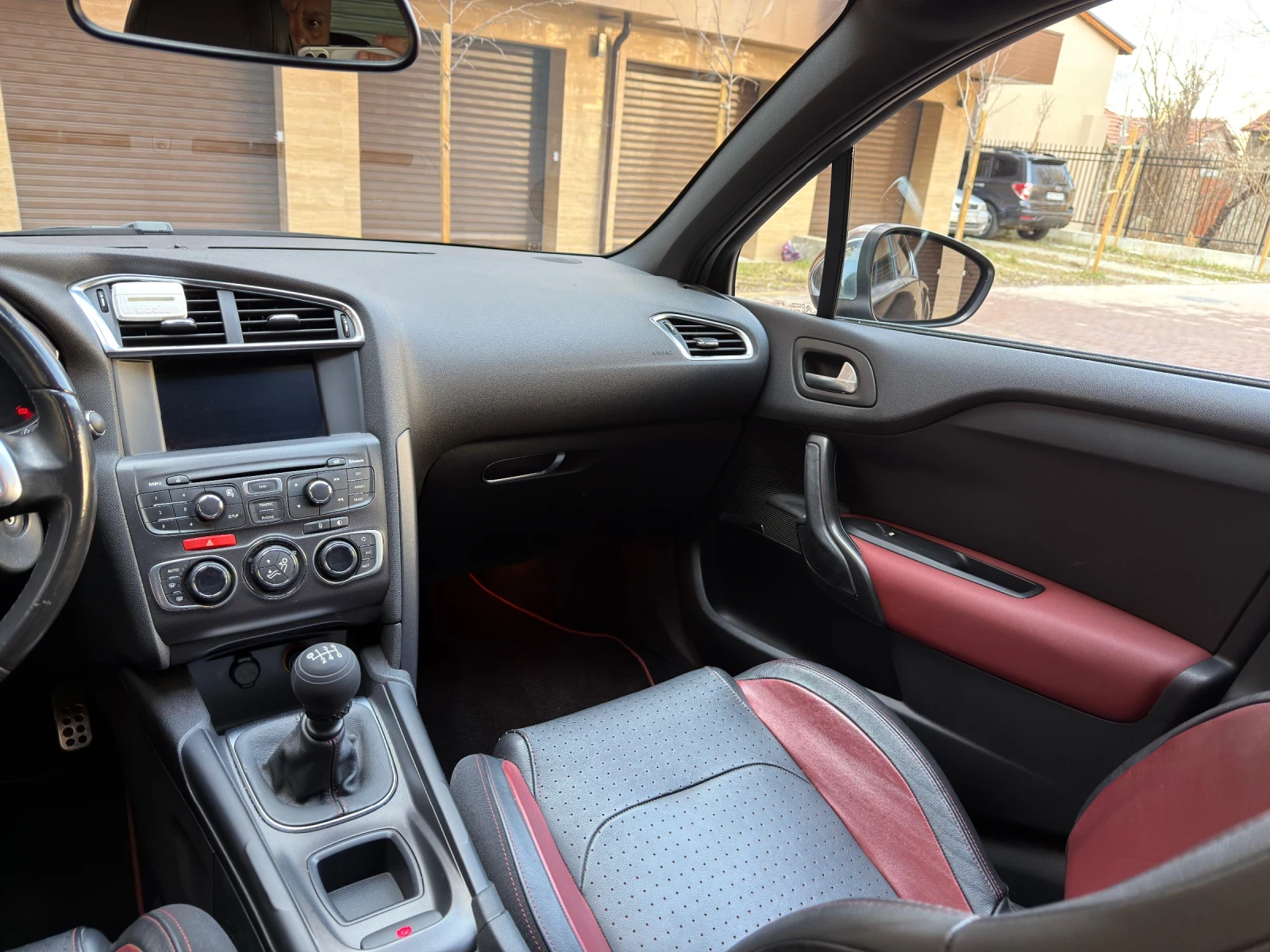 Citroen DS 4 Crossback Бензин , снимка 13 - Автомобили и джипове - 53748660