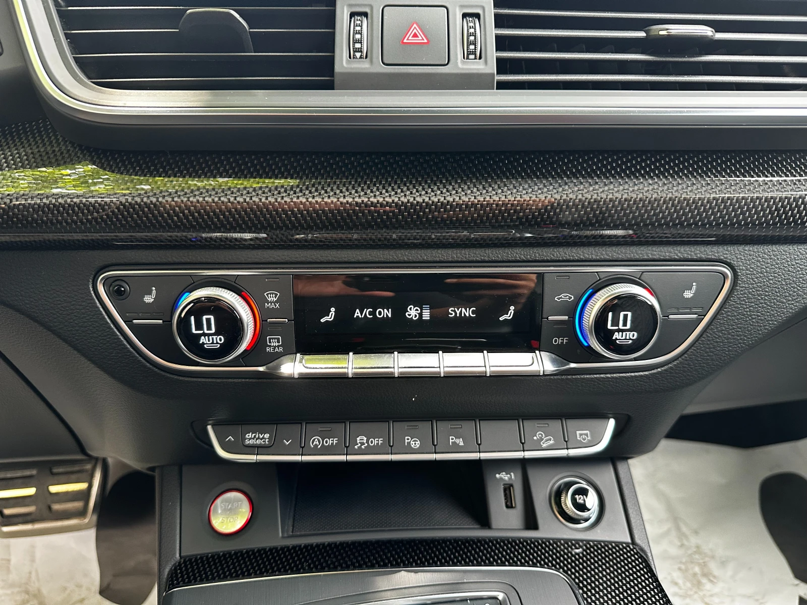 Audi SQ5 3.0i 354 к.с./ГАРАНЦИЯ, снимка 14 - Автомобили и джипове - 55043844
