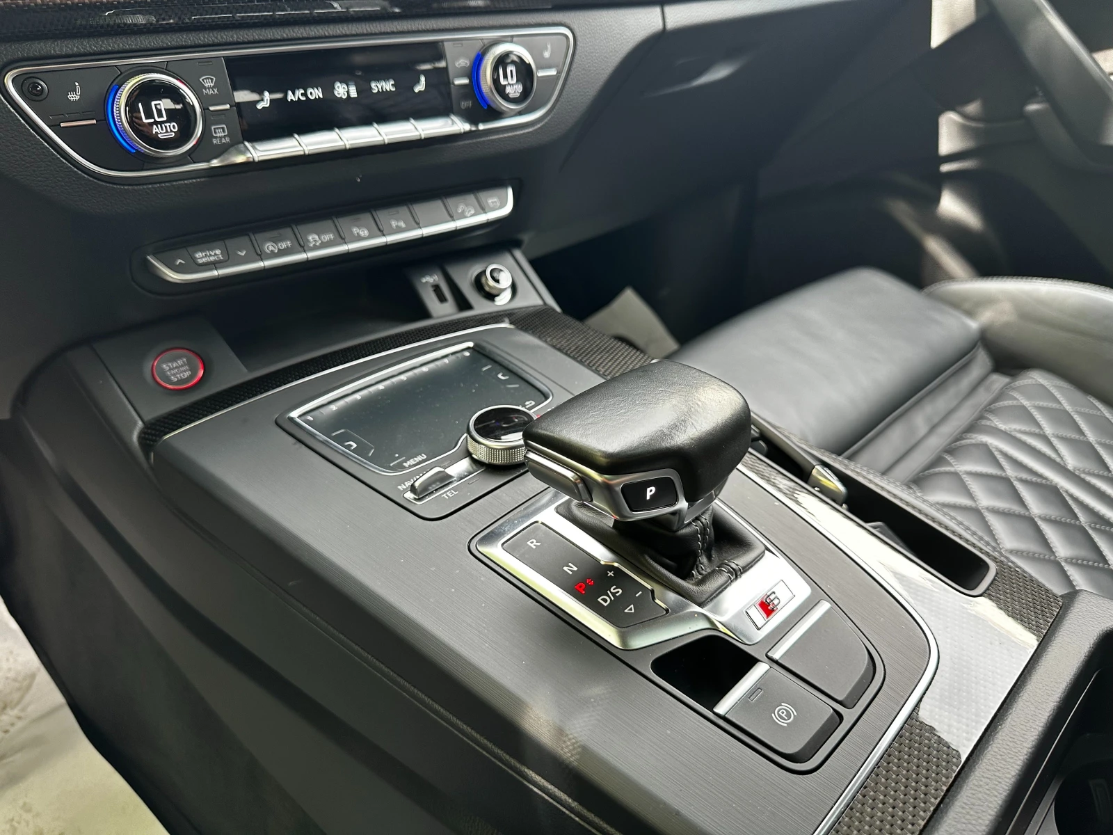 Audi SQ5 3.0i 354 к.с./ГАРАНЦИЯ, снимка 13 - Автомобили и джипове - 55043844