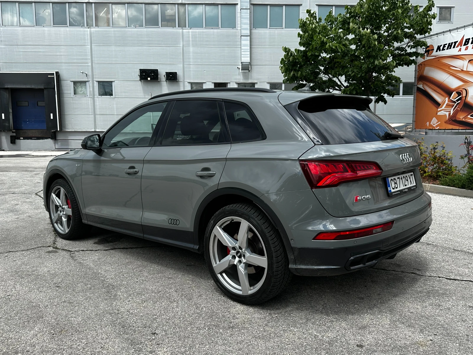 Audi SQ5 3.0i 354 к.с./ГАРАНЦИЯ, снимка 3 - Автомобили и джипове - 55043844