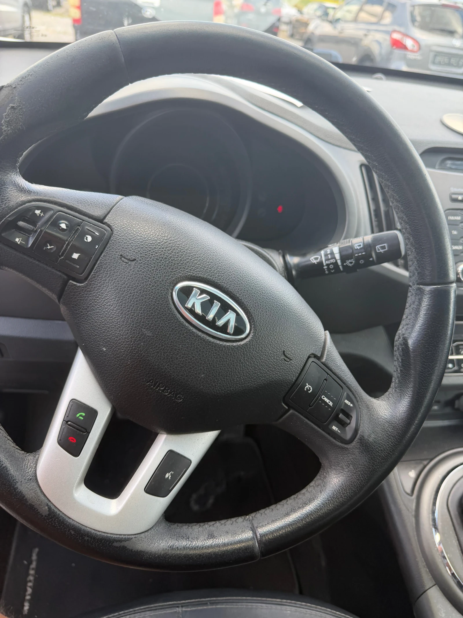Kia Sportage, снимка 8 - Автомобили и джипове - 55223612